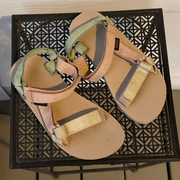 Teva Other - Teva Sandals Girls Size 2 Outdoor Hiking Activewear Open Toe Strappy